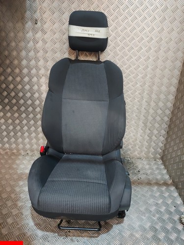 Siège avant gauche conducteur