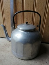 F2  Grosse BOUILLOIRE ANCIENNE EN ALUMINIUM déco cuisine 