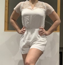 Combi Short Blanche Dentelle Sexy Dos Nu Cherry Paris Taille 1 Neuve