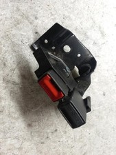 Attache ceinture arriere