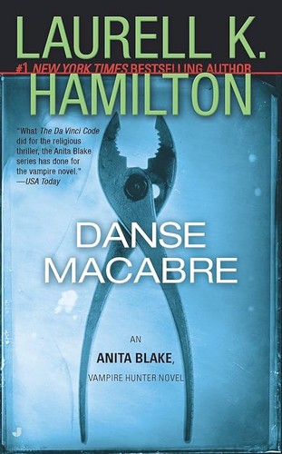 Danse macabre anita blake - anita,