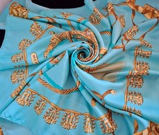 HERMÈS carré foulard LES
