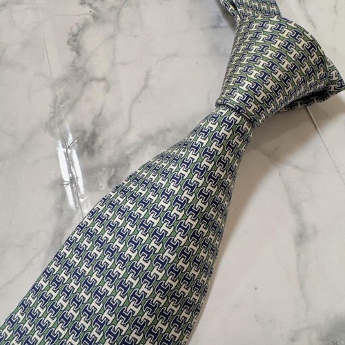 Cravate hermes soie motif h - cravate,