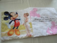 Livre en tissu "Hola, Bebé!" Disney jeu d'éveil / activité 1er âge PDOU030