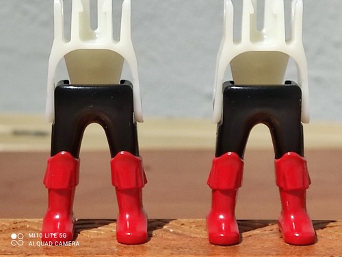Playmobil jambes noires - playmobil,