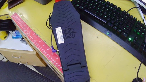 Sony guitar hero kick - sony,