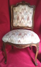 Chaise ancienne décorative