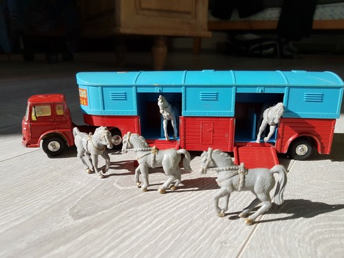 Corgy toys camion - corgy, bedford