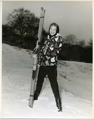 Sylvia syms ski slopes - syms,