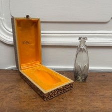 Flacon d'Isabey par Julien