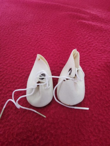 Chaussure poupee ancienne - chaussure,