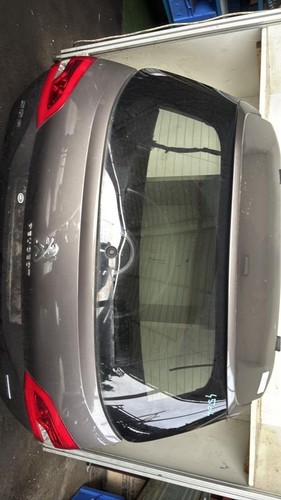 Malle hayon arriere peugeot - malle/hayon,