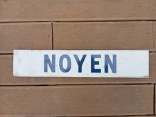 ANCIEN PANNEAU ROUTIER EMAILLE DIRECTIONNEL