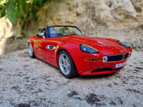 Bmw roadster rouge 1 - z8,