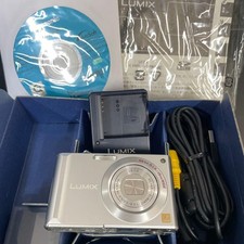 Appareil photo numérique compact argenté Panasonic LUMIX DMC-FX55 12MP testé ...