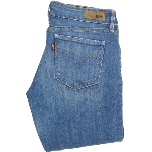 Levi demi curve - ,