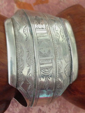 Ancien bracelet manchette argenté artisan Marocain