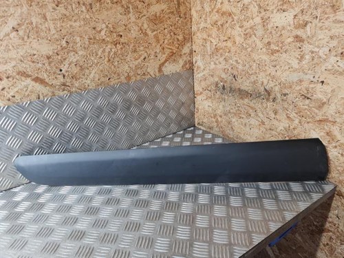 Baguette porte avant droite - de,
