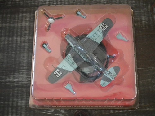 Avion métal miniature fiat - avion,