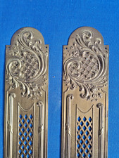 2 ANCIENNES PLAQUES DE