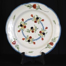 Motif Floral Assiette XIXe Siècle faïence Waly