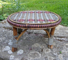 ANCIEN REPOSE-PIEDS EN ROTIN