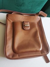 Sac à bandoulière zippé Longchamp marron verni 22x21 cm