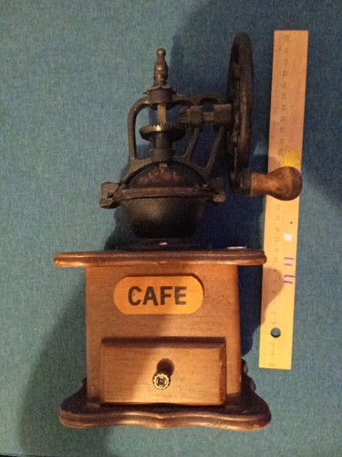 Moulin café bois manivelle - À,