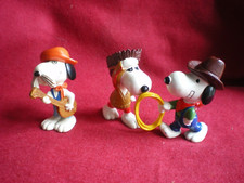 Vintage SNOOPY united  feature