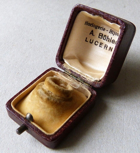 écrin boite cuir - , pour