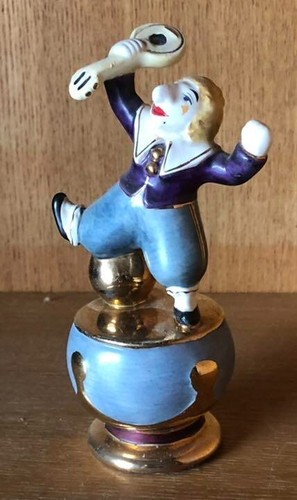 Figurine poupée porcelaine