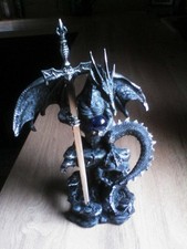 Figurine Dragon noir avec