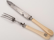 SERVICE À DÉCOUPER 19e