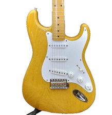 [Fender] Guitare électrique