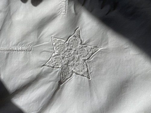 Ancien très grand - drap, plat