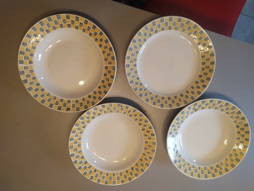 Anciennes assiettes - 4,