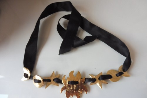 Jolie collier chaîne - collier, ruban