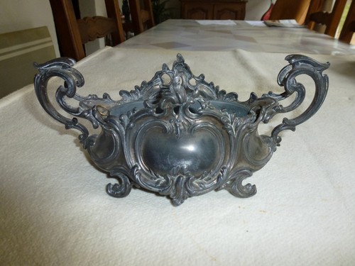 Superbe ancienne jardiniere - superbe,