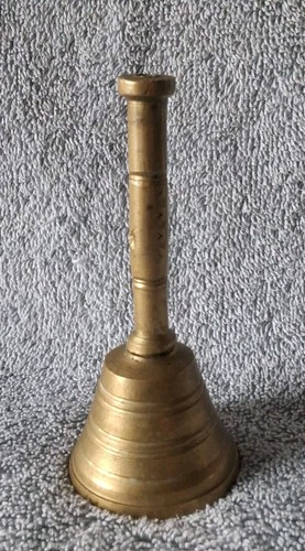 Cloche clochette sonnette - cloche,