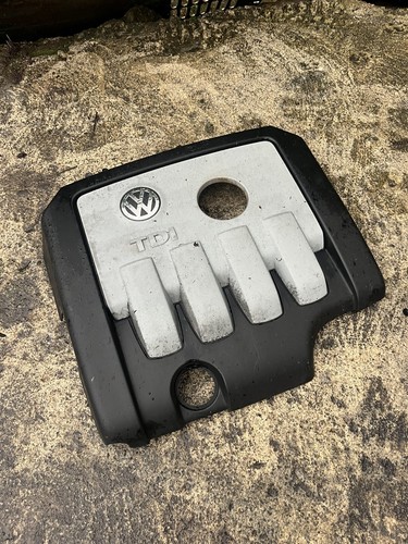 Cache moteur volkswagen golf - cache,