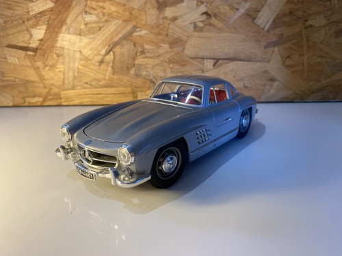 Mercedes benz 300 - sl, gris