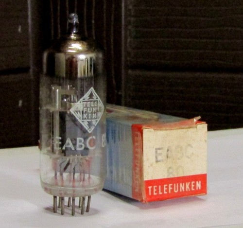 Tube électronique triple - 1,