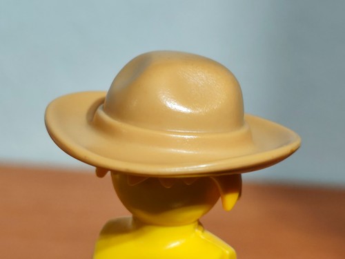 Playmobil chapeau beige - chapeau,
