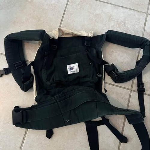 Ergo baby carrier