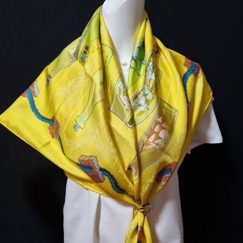 Rare vintage foulard soie - en,
