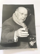 PABLO CASALS (Violoncelliste) - PHOTO DE PRESSE ORIGINALE 15x20cm