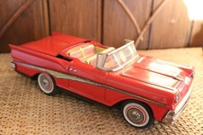 NAMURA KOSUGE FORD FAIRLANE 500 SKYLINER 1959 JOUET ANCIEN TOLE