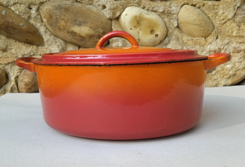 Grande cocotte en fonte - cocotte, cm