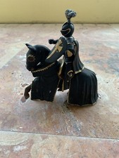 schleich knights Horses