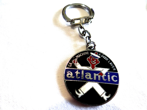 Porte clés émaillé - porte,